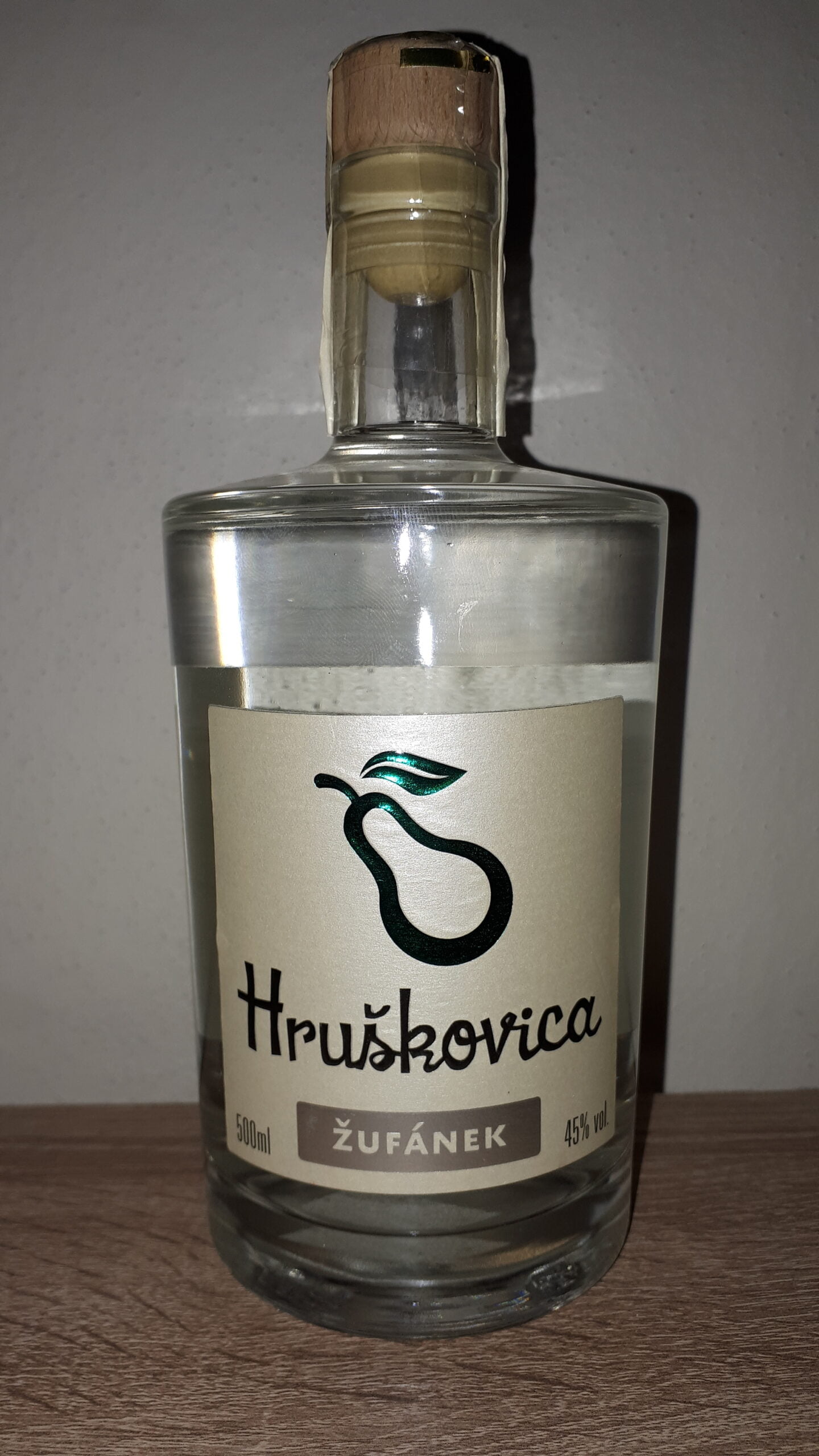 Žufánek Hruškovice 2013 investiční alkohol na prodej - Alkobazar.cz