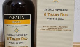 Papalin Haiti 4y 0,7l 53,1% – mírně poškozená krabička