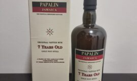 Papalin Jamaica Navy proof 57,18%