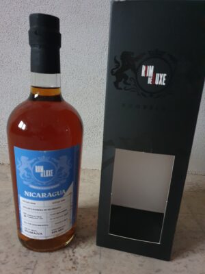 obrázek Rom de Luxe Nicaragua 21yo 61%