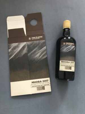 obrázek Mhoba 2017 Velier FAQ Plastic