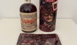 Don Papa 7y + Masskara Art tuba + šatka