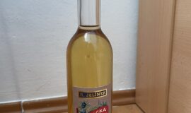 Slovácká borovička 2019 ze sudu po whisky GOLDCOCK