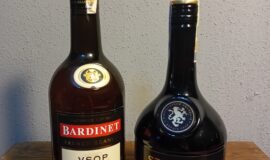 – FRANCOUZKÁ BRENDY VSOP 2KS