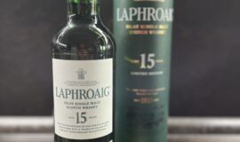 Laphroaig 15 200th anniversary
