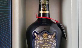 Chivas Regal-Royal Salute-The Diamond Tribute 40%