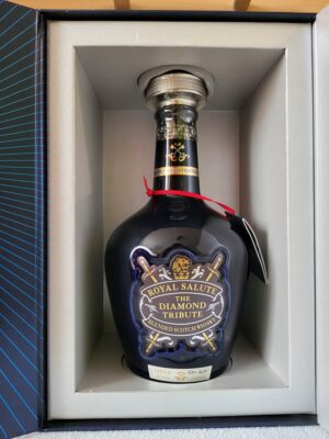 obrázek Chivas Regal-Royal Salute-The Diamond Tribute 40%