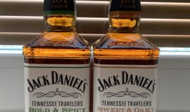 Jack Daniel’s Sweet & Oaky Bold & SpicyTennessee Travelers Heinemann set