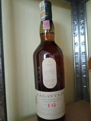 obrázek Lagavulin 16