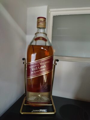 obrázek Johnnie Walker Red Label 4,5l 43% Kolébka