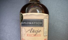 DIPLOMATICO AŇEJO – Ron Aňejo