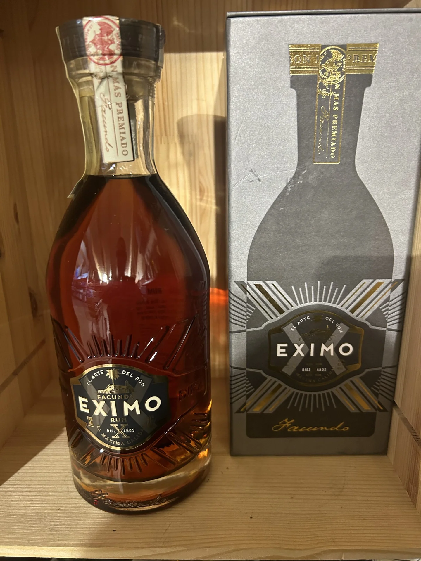 Facundo Eximo 0,7l 40% investiční alkohol na prodej - Alkobazar.cz