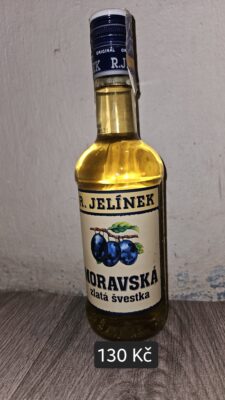 obrázek Okolkované lahve alkoholu – různé