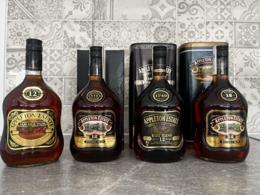 obrázek Starší láhve Appleton Estate 12y Rare blended/Extra