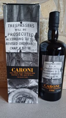 obrázek Caroni Velier 35th Release Heavy Trinidad Rum (Trespassers) HTR 70,1% 1996 20yr