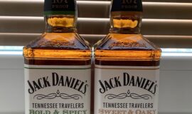 Jack Daniel’s Sweet & Oaky Bold & SpicyTennessee Travelers Heinemann set