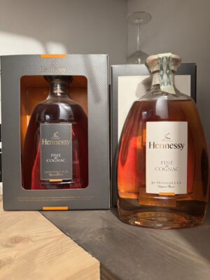 obrázek Hennessy, Ardbeg, Chivas regal, Becherovka