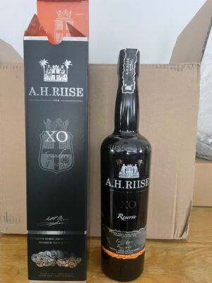 obrázek A. H. Riise XO Founders Reserve batch V 44,4% 0,7 l