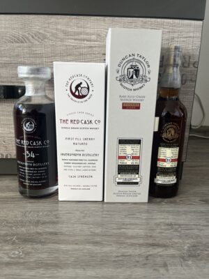 obrázek Whisky Invergordon 34let+31let