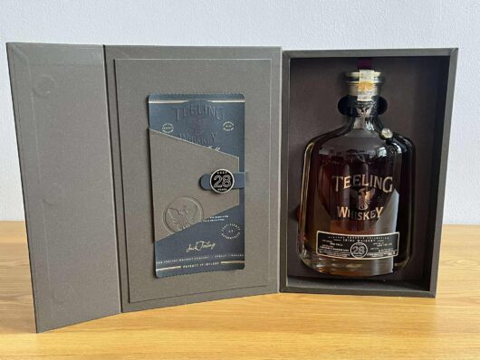 obrázek Teeling 28 years, sauternes And bourbon cask (distilled 1992, bottled 2020)