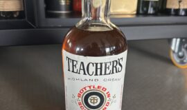 🥃 Teacher’s Highland Cream – stará edice skotské whisky (40 oz)