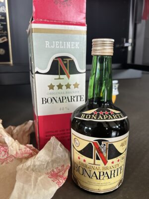 obrázek 🥃 R. Jelínek Bonaparte Original Brandy – 700 ml, 40 %