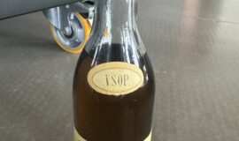 🟤 Pure Grape Brandy VSOP – Lottas & Co., Alexandria (vintage)