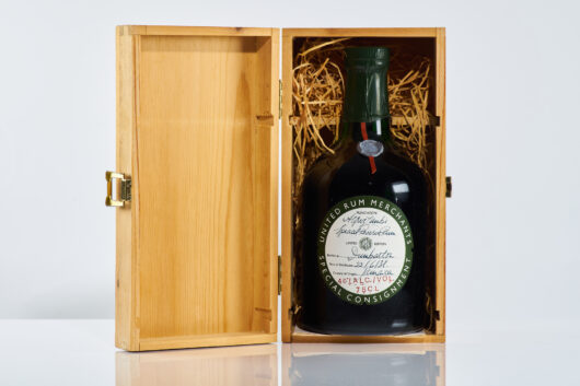 obrázek Vzácný Alfred Lambs Special Reserve Rum 1939
