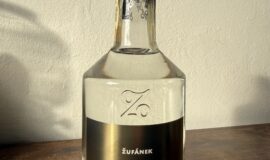 Žufánek Mirabelkovice 14 let 0,5 l 45 % limitka