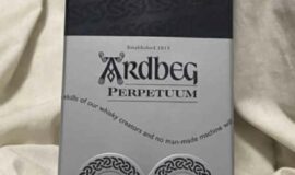 Whisky Perpetuum v obalu