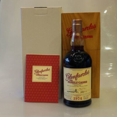 obrázek Glenfarclas The Family Cask 1974