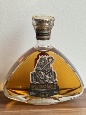 obrázek Radlík Královské jablko 45% 0,7l