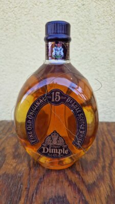 obrázek Dimple 15 Year Old (Haig) – Blended Scotch Whisky, 75 cl, 43 %, vintage, s krabicí