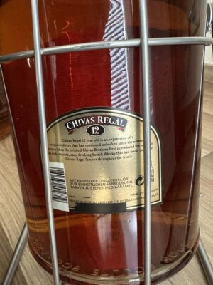 obrázek Chivas Regal 12 Years – 4,5 l + kovový stojan