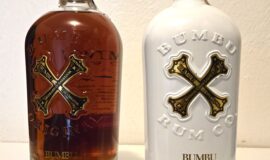 Mix různé lahve alkoholu