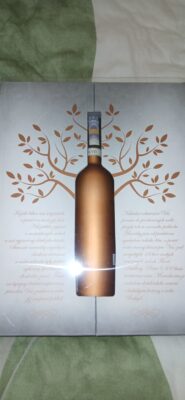 obrázek Fleret meruňkovice 18y 50% 0,5l dvě skleničky a skleněná zátka
