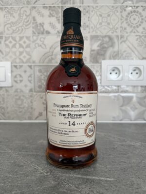 obrázek Rum Foursquare The Refinery 0,7l – plnění pro Duty Free Store na Barbadosu
