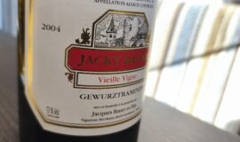 Archivní alsaské víno Gewurztraminer 2004 – Jacky Bauer (Vieille Vigne)