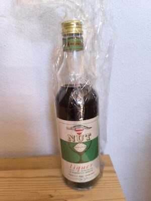 obrázek Retro ořechový likér NUT – Fruta, ČSSR (neotevřený, původní balení)