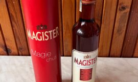Magister likér 0,5 l (2008) sběratelský kus v červené tubě