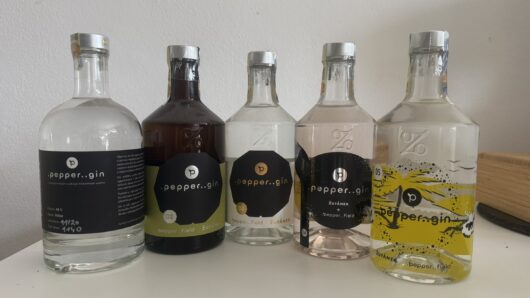 obrázek .pepper..field gin 01-05